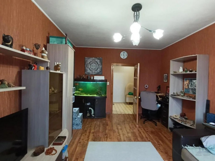 3-комн квартира ул. Текучева, 135