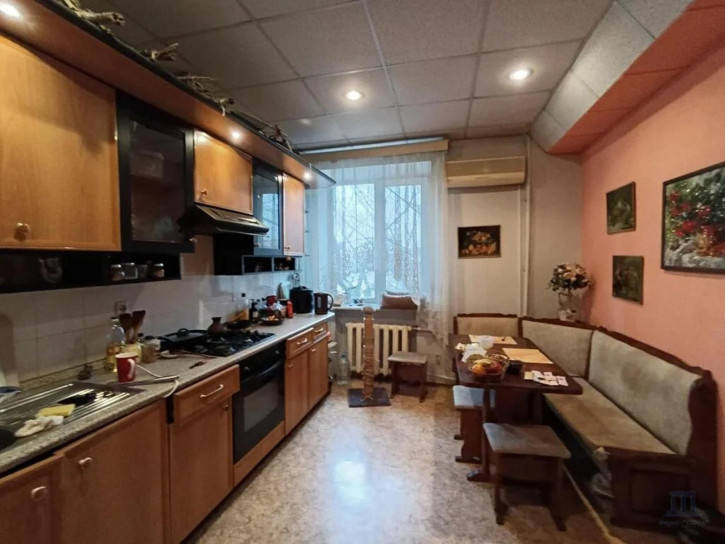 3-комн квартира ул. Текучева, 135