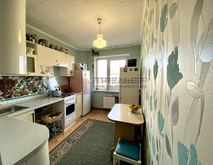 2-комн квартира им Елисеева улица,17