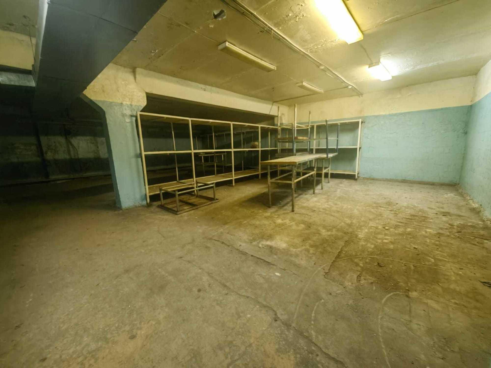 Сдать складское помещение за 100 000 рублей на Заводское шоссе, 27