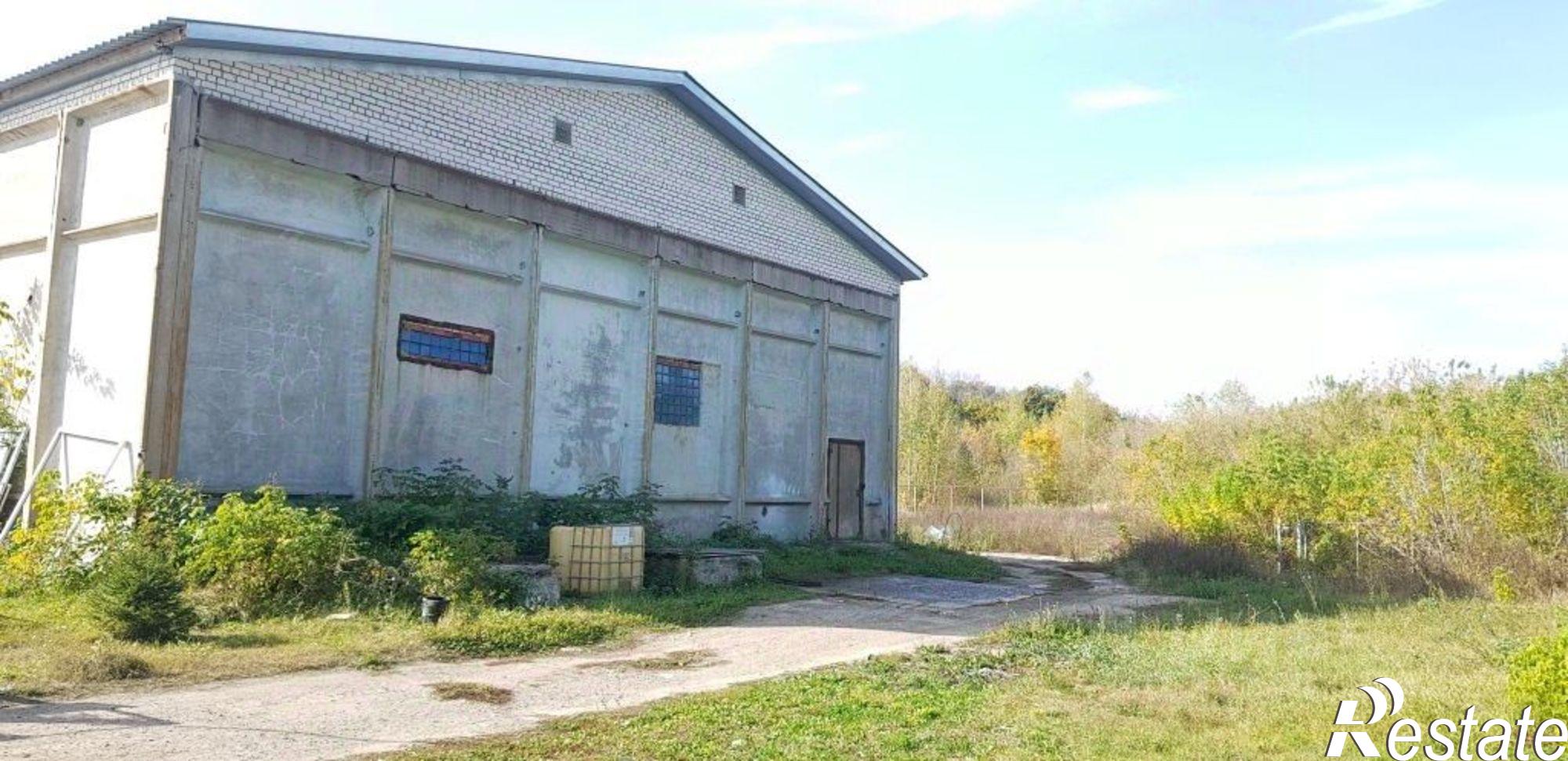 Купить складское помещение за 28 000 000 рублей на Энергостроевская, 1