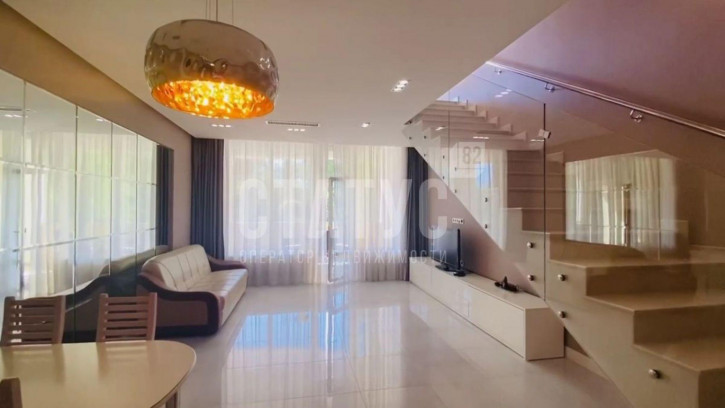 3-комн квартира Солнечный пер, 7