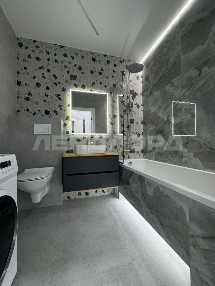 1-комн квартира улица Бориса Слюсаря, 23с2