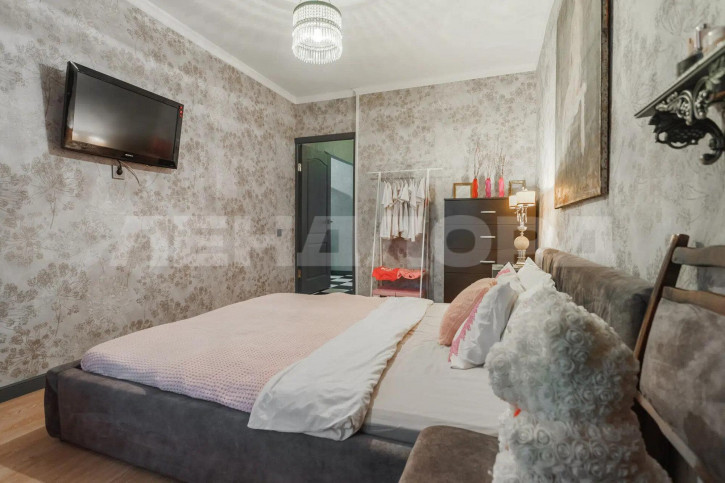 3-комн квартира Орбитальная улица, 54