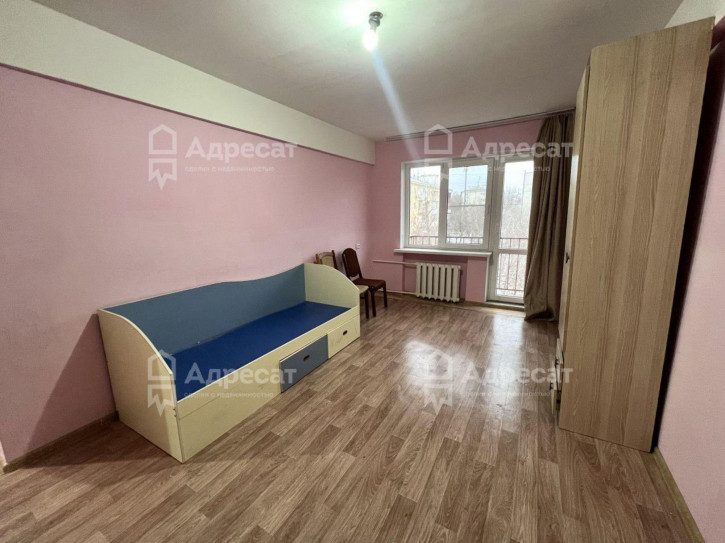 3-комн квартира ул. Дзержинского,  д.37
