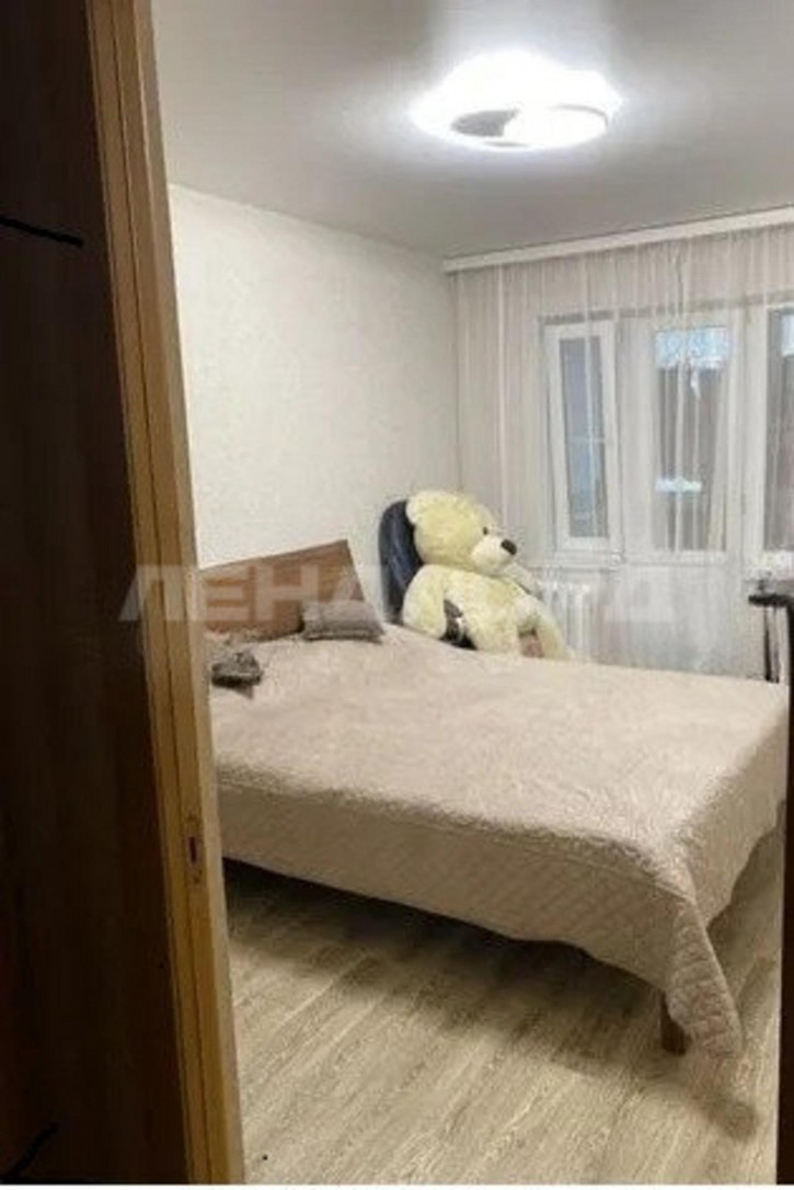 3-комн квартира улица Добровольского, 3