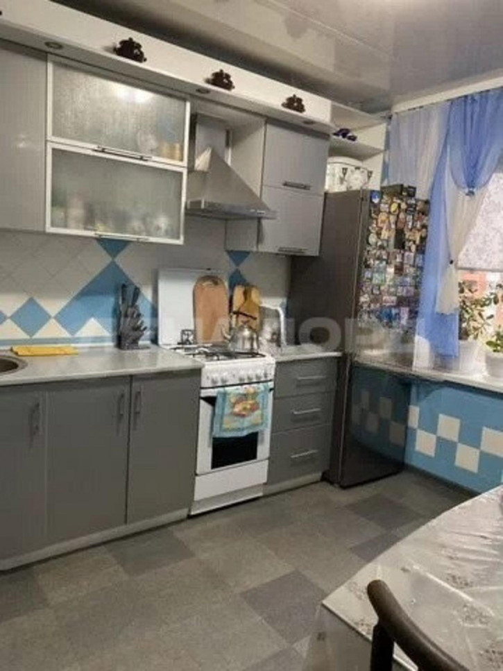 3-комн квартира улица Добровольского, 3