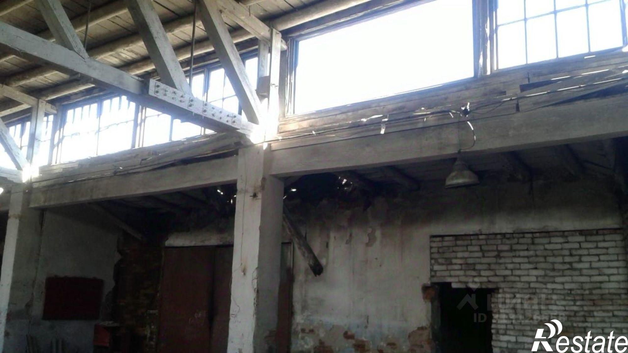 Купить ОСЗ, отдельно стоящее здание за 589 274 рублей на Угольная улица