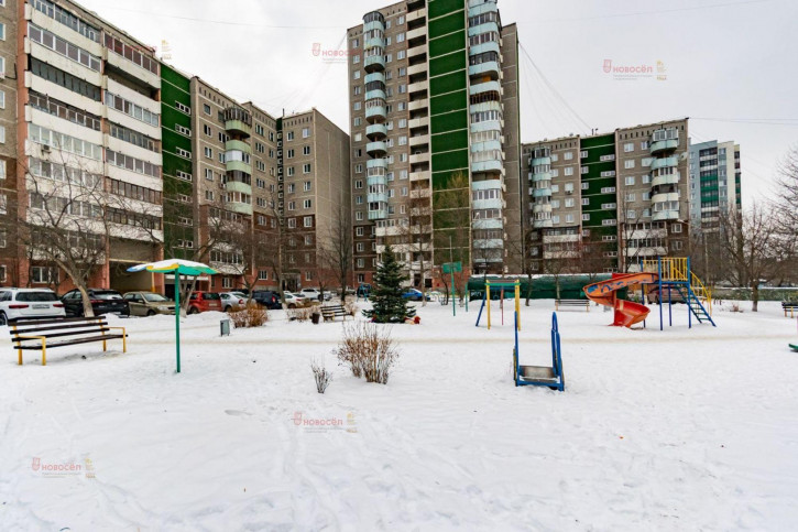 4-комн квартира 8 Марта 189/4