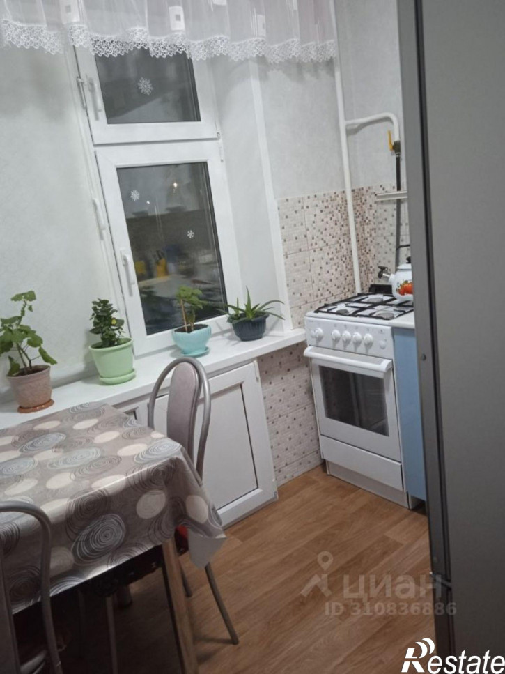 Комната улица 30 лет Победы, 38,  д. 38
