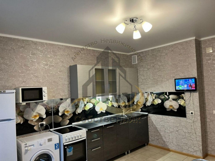 2-комн квартира Степной мкр, 31