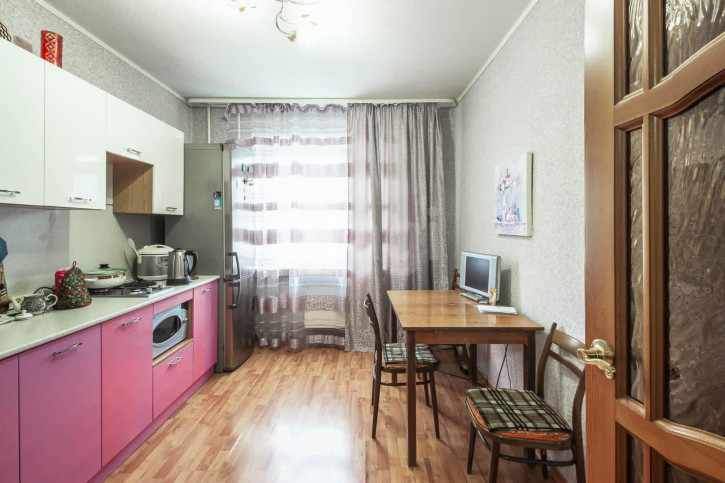 4-комн квартира Ярославская улица, 17