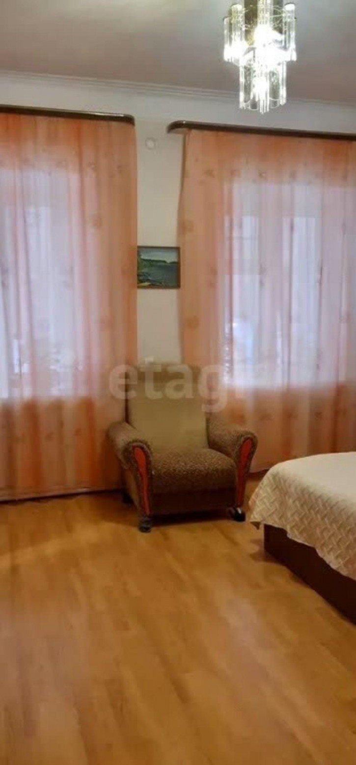 3-комн квартира улица Космонавта Беляева, 22