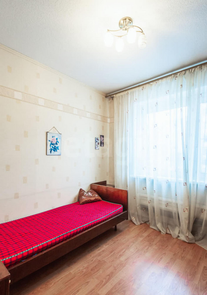 4-комн квартира Ярославская улица, 17