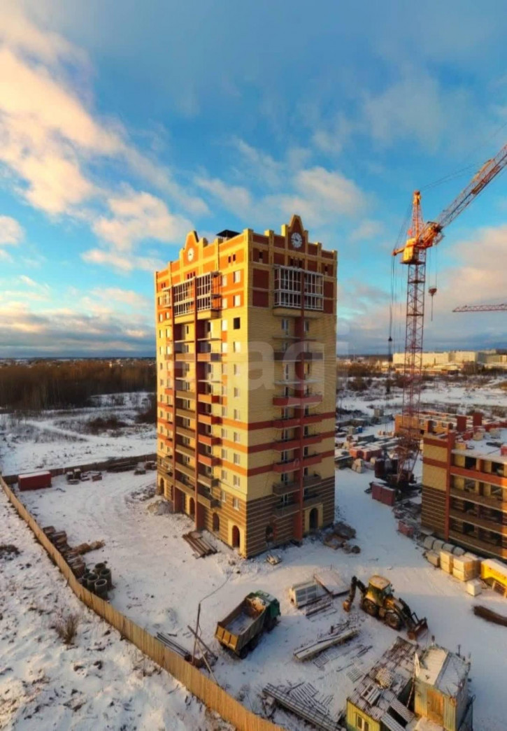 3-комн квартира в новом доме Молодёжная улица,