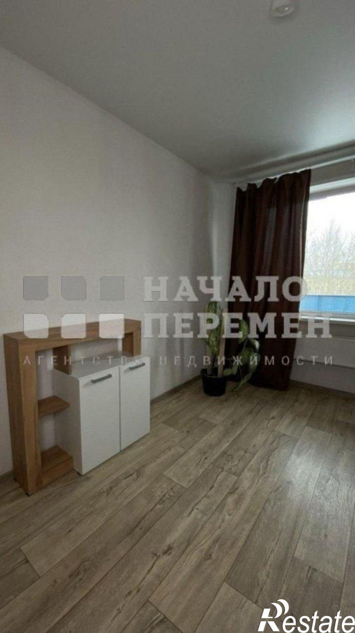 3-комн квартира Дзержинского пр-кт, 10