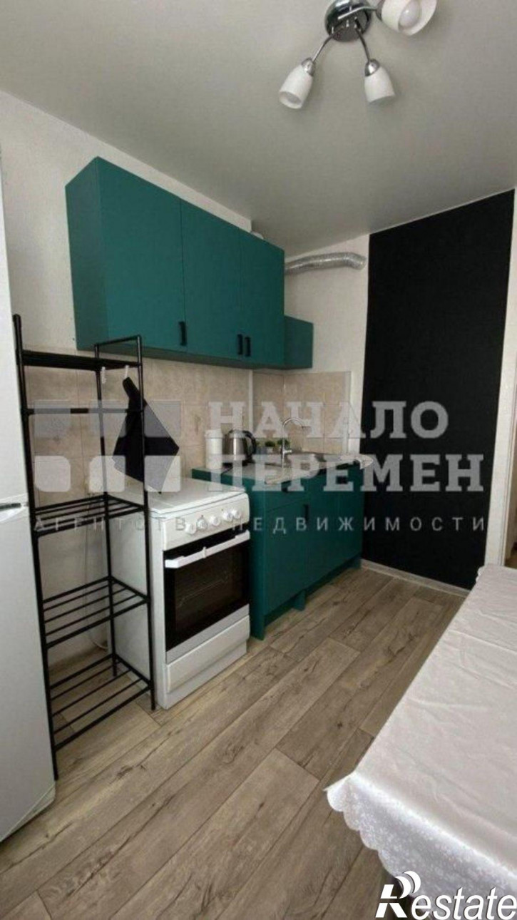 3-комн квартира Дзержинского пр-кт, 10