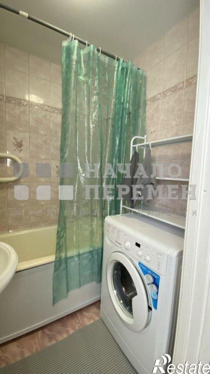 3-комн квартира Дзержинского пр-кт, 10