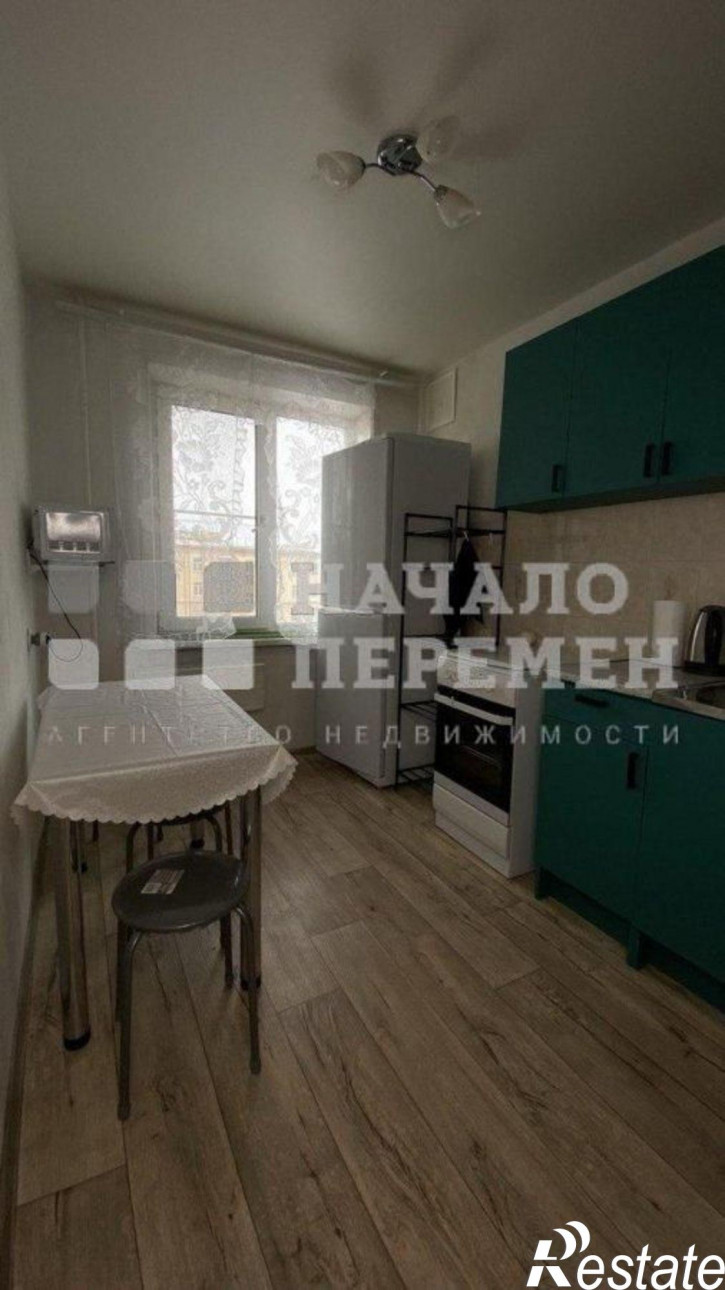 3-комн квартира Дзержинского пр-кт, 10