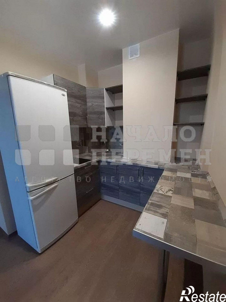 2-комн квартира Кошурникова, 23