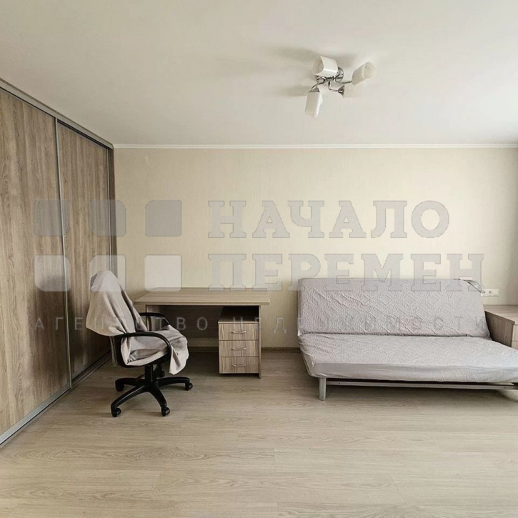 1-комн квартира Челюскинцев ул, 14