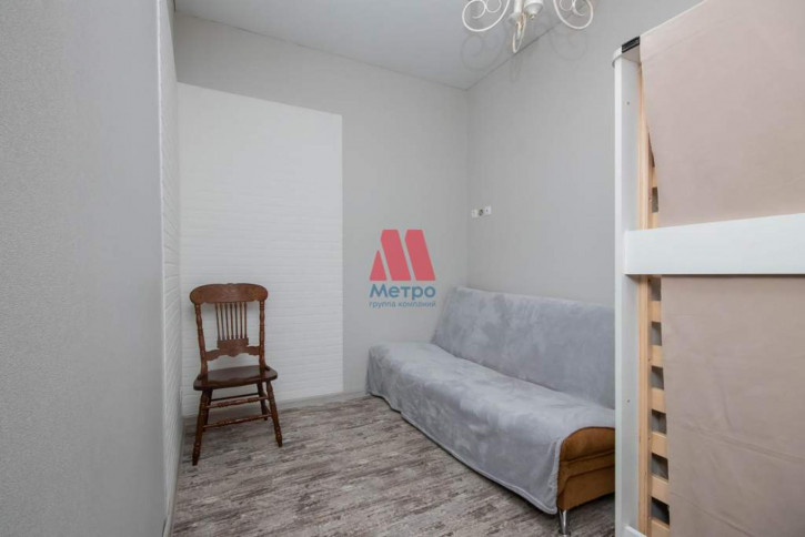 3-комн квартира Максимова улица, д.5