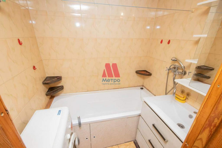 2-комн квартира Авиаторов проспект, д.104к2