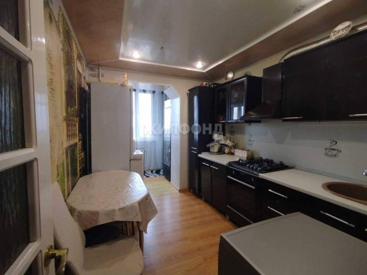 3-комн квартира Ленина улица, д.4