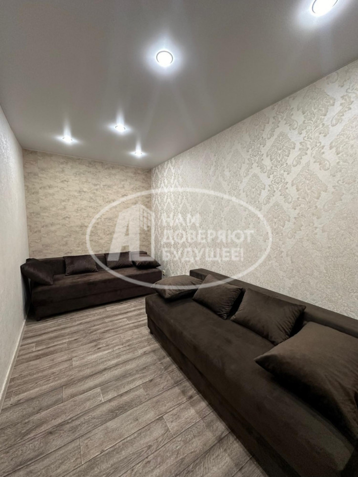 2-комн квартира Железнодорожная улица, 7