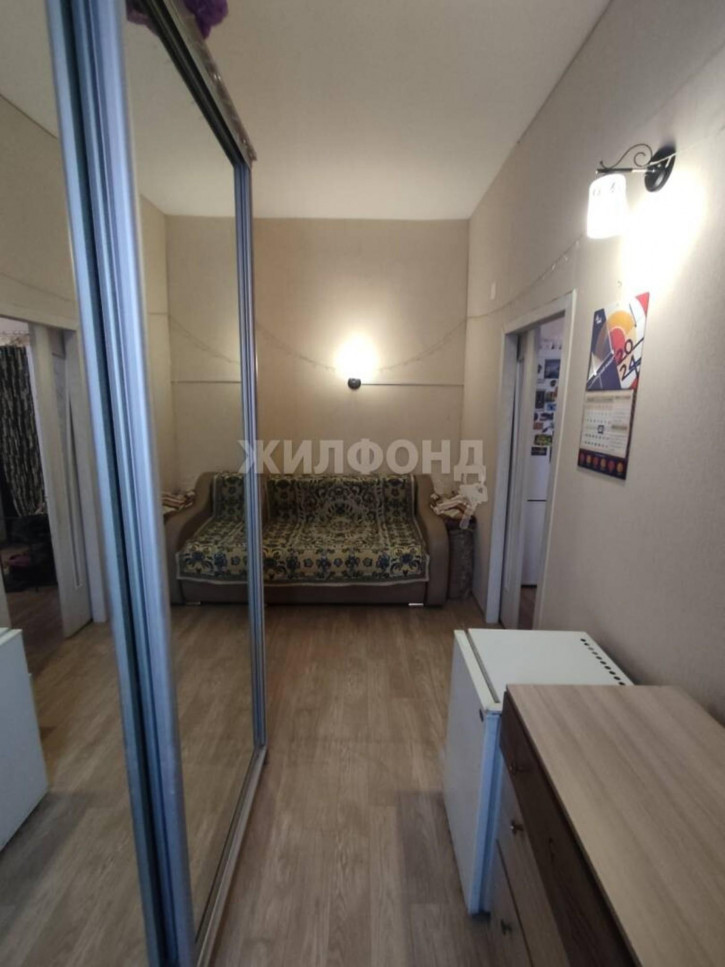 Комната Богдана Хмельницкого, 81