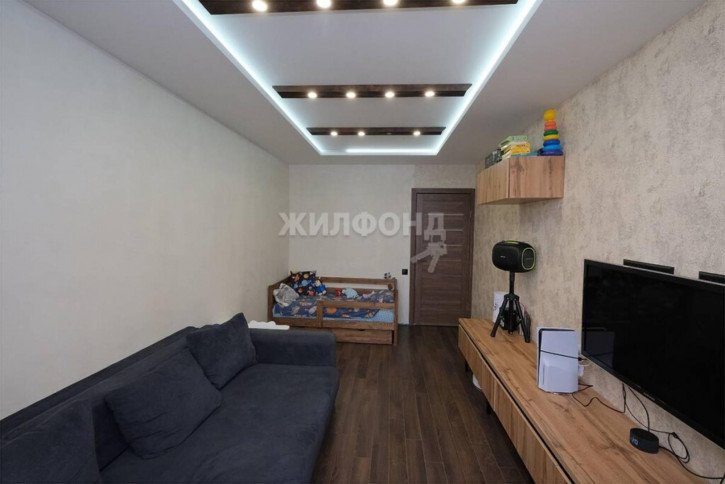 1-комн квартира Учительская, 9