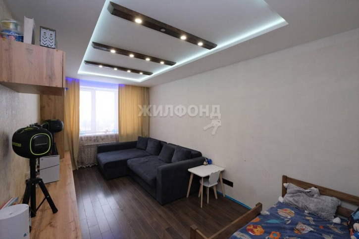 1-комн квартира Учительская, 9