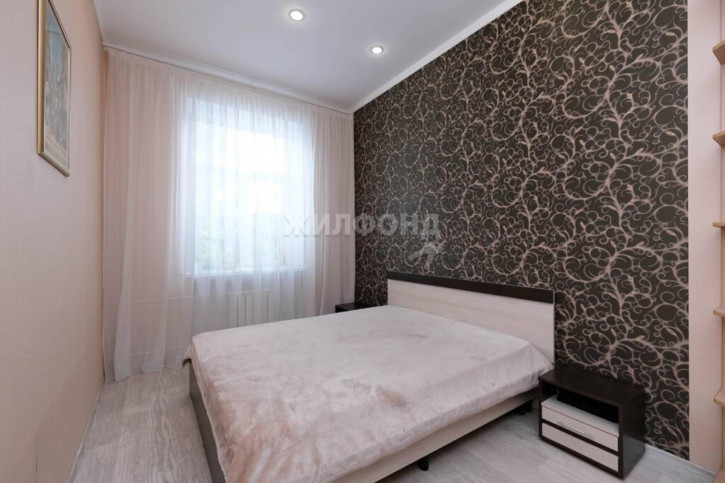 2-комн квартира Каменская, 3