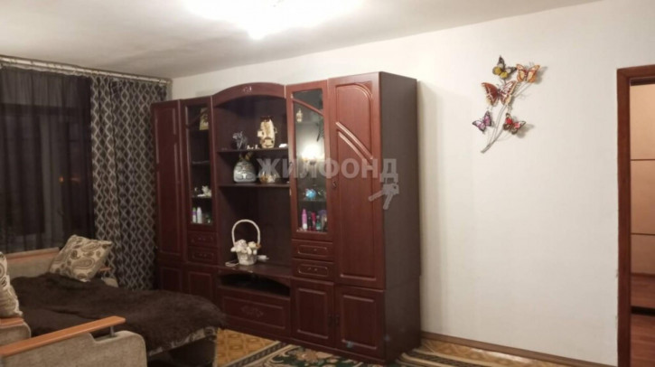 2-комн квартира Учительская, 37