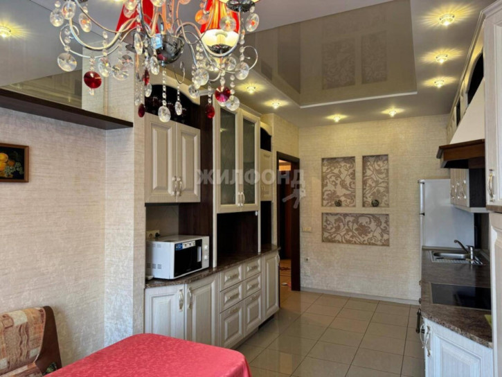 2-комн квартира Орджоникидзе, 30