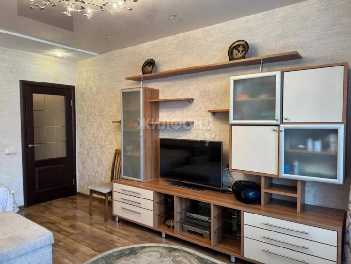 2-комн квартира Орджоникидзе, 30