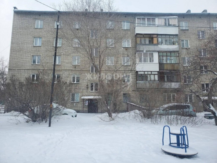 3-комн квартира Забалуева, 13