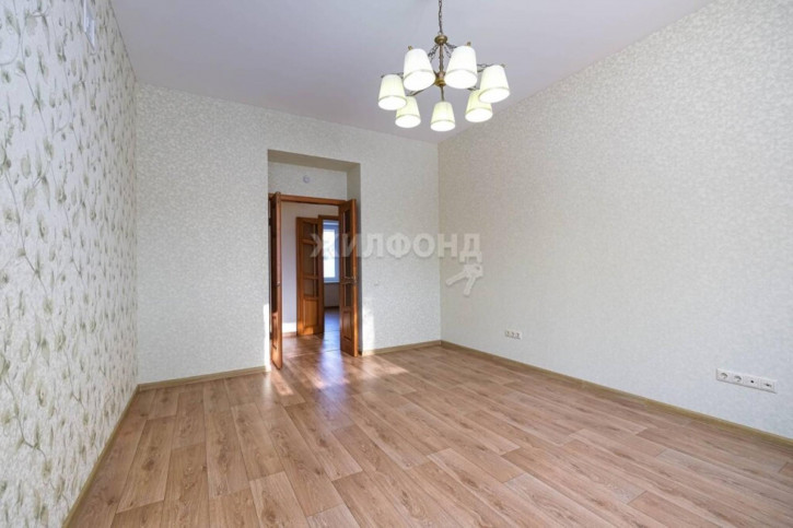 3-комн квартира Серебренниковская, 16