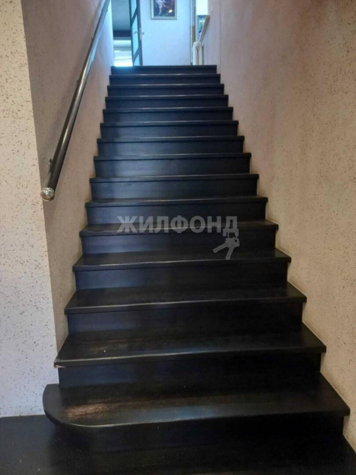 6-комн квартира Сиреневая, 35 6-комн квартира Сиреневая, 35