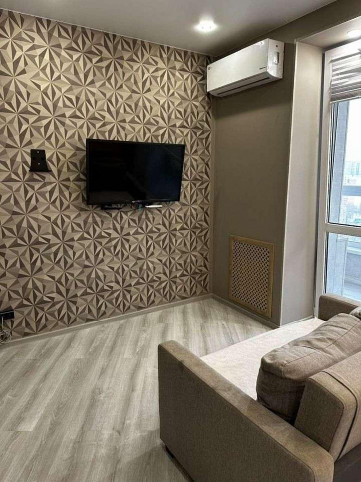 1-комн квартира Солнечная улица, 16