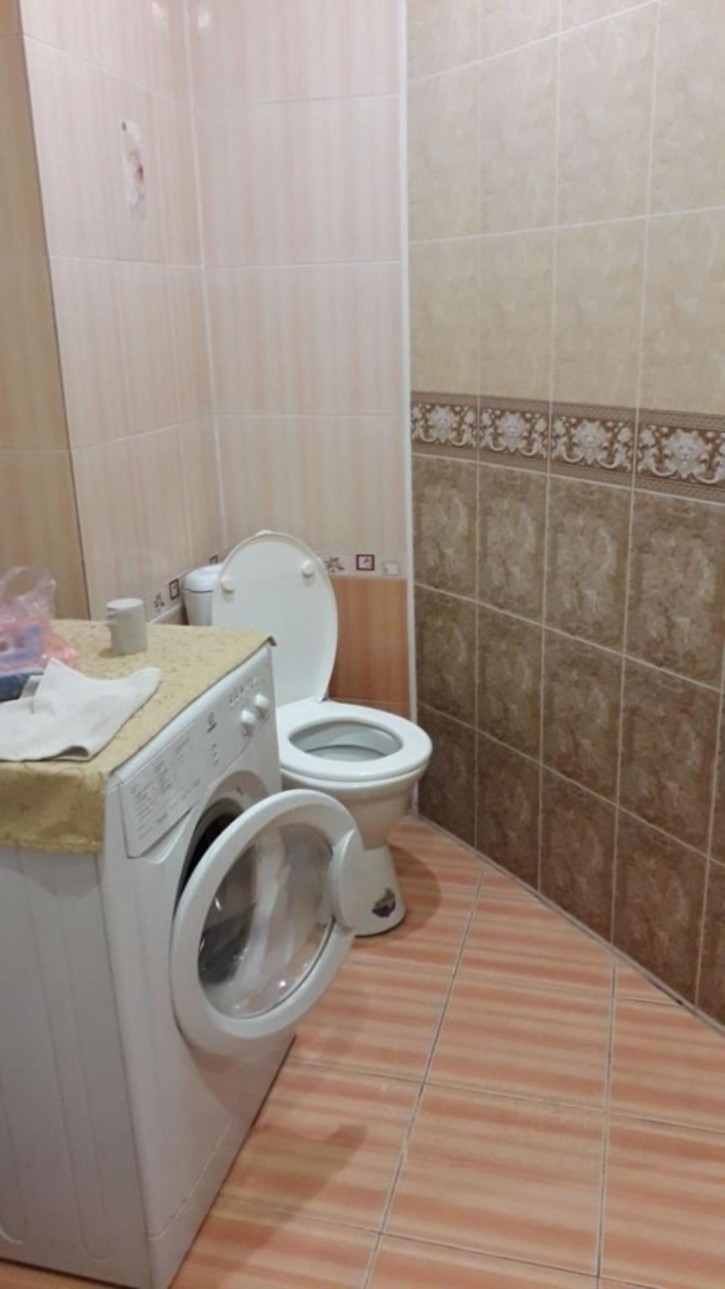 2-комн квартира Победы улица, 104