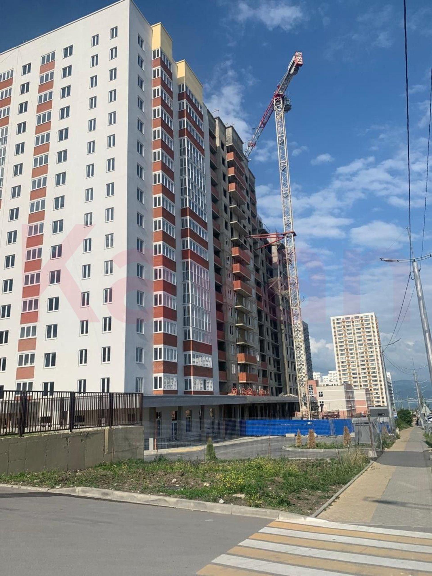 Купить квартиру за 8 200 000 рублей на Мурата Ахеджака ул.