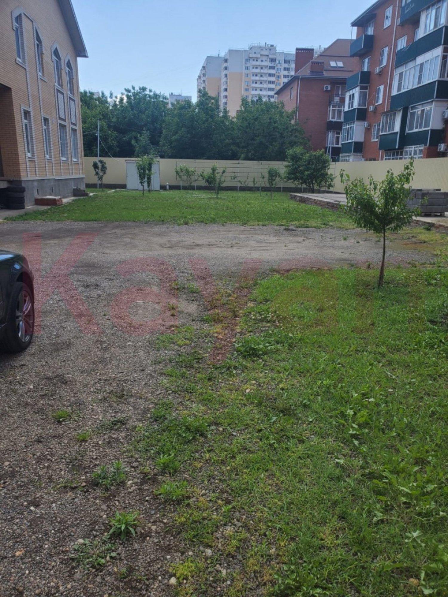 Купить дачу, дом, коттедж за 97 000 000 рублей на Яснополянская ул.