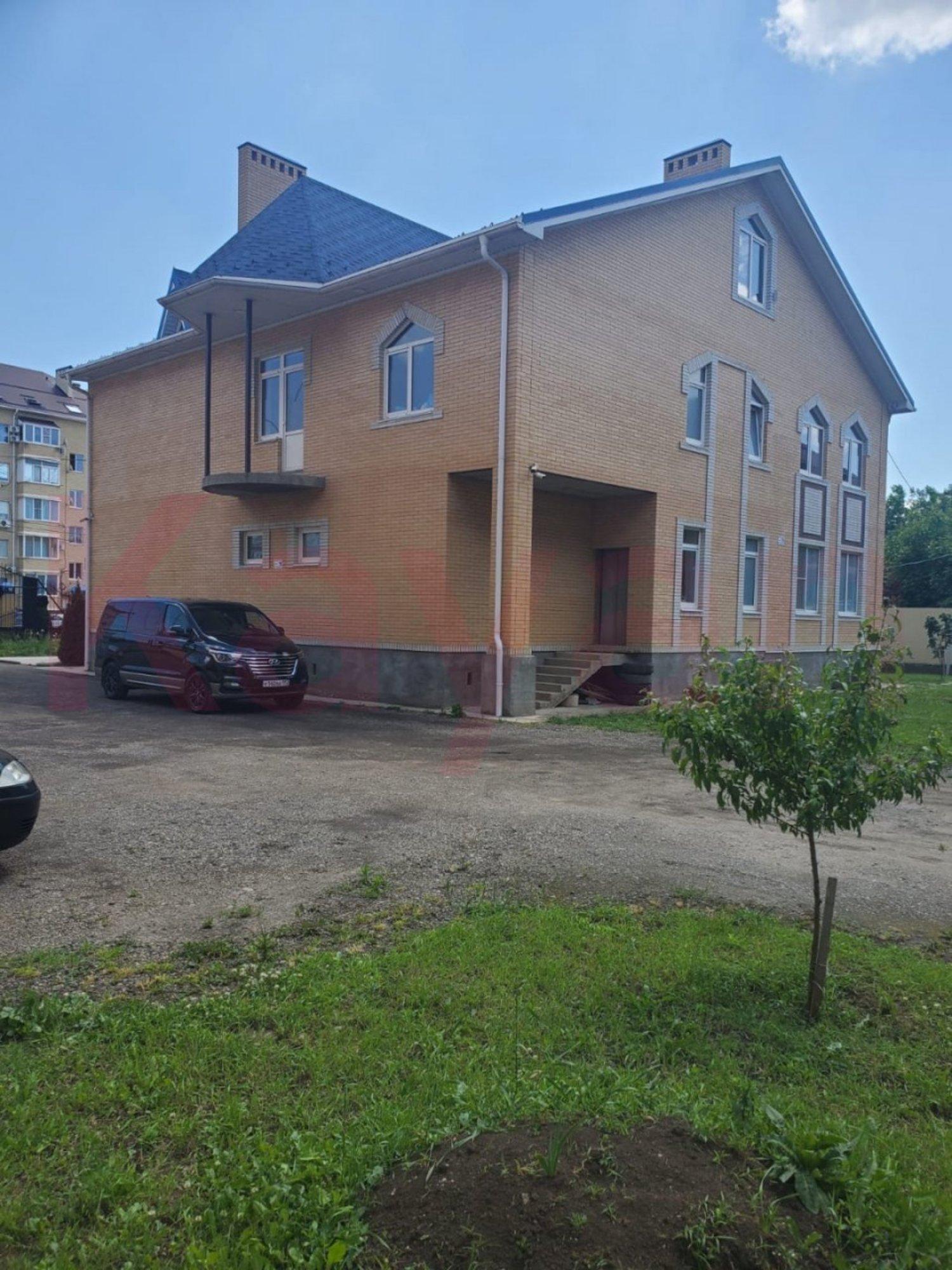 Купить дачу, дом, коттедж за 97 000 000 рублей на Яснополянская ул.