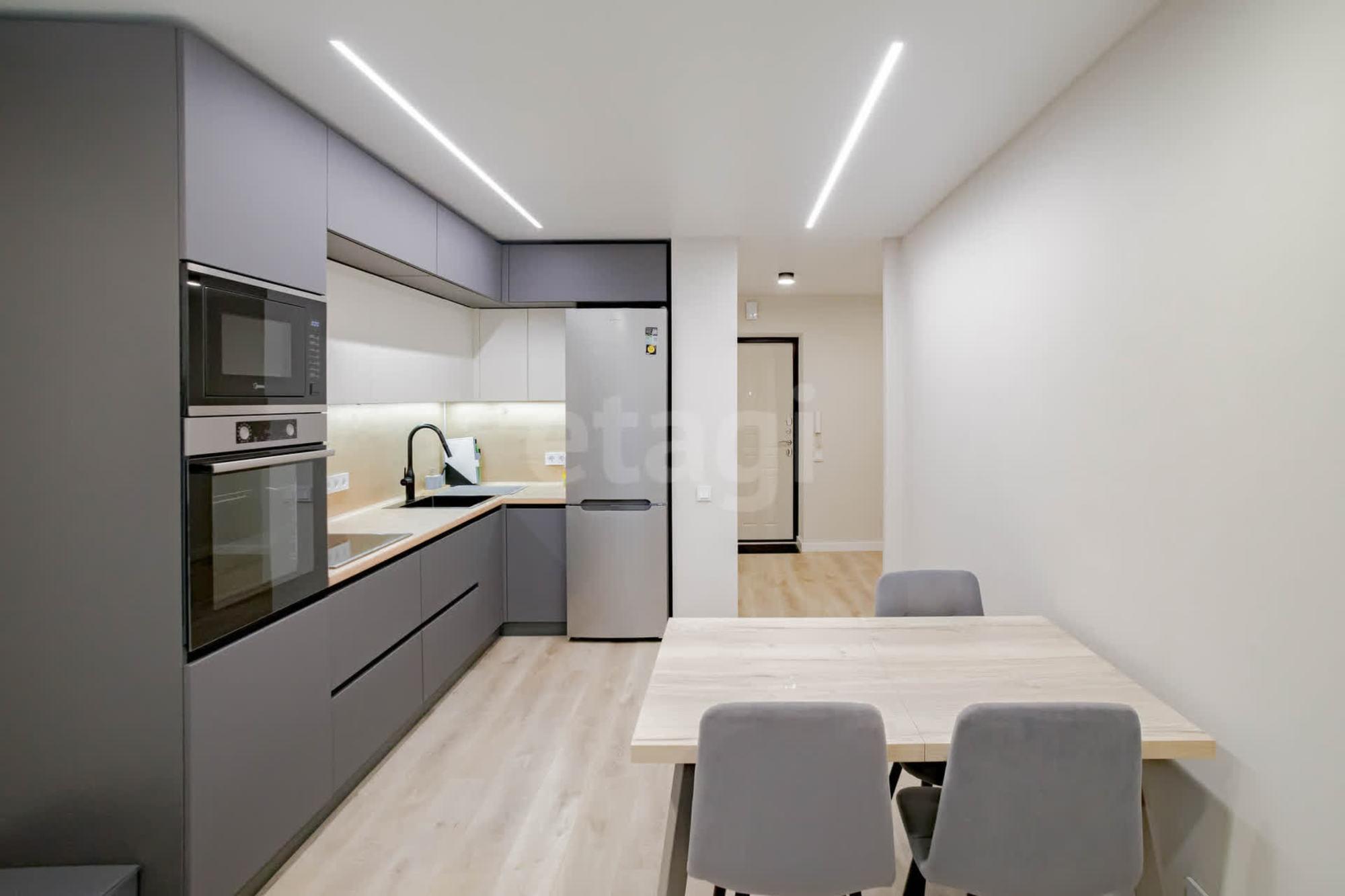 Купить квартиру за 6 100 000 рублей на улица Возрождения, 53