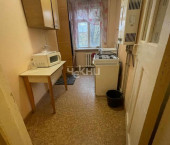 комната 57 кв м Героя Чугунова ул, 14а