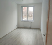 3-комн, 79.5 кв м, этаж 2/19 Александра Хохлова ул, 7