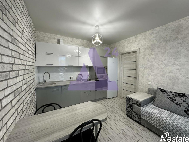 3-комн квартира улица Власихинская, дом 65А, корпус 3