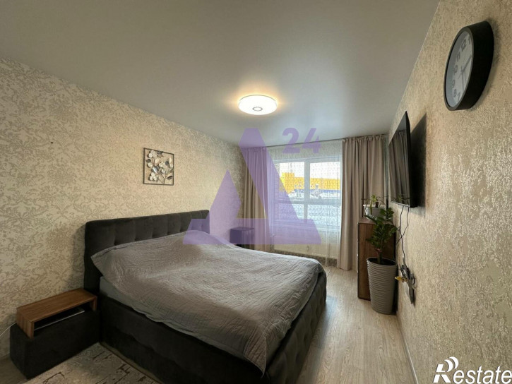 3-комн квартира улица Власихинская, дом 65А, корпус 3