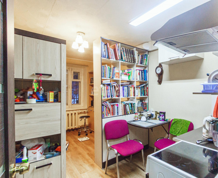 2-комн квартира улица Маршала Конева, 9